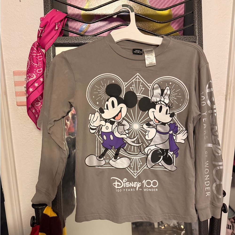 Disney Kids Gray Long Sleeve Tee with Mickey and Minnie PERFECT CONDITION